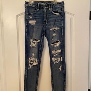 American Eagle Ripped Skinny Jeans - Super Stretch